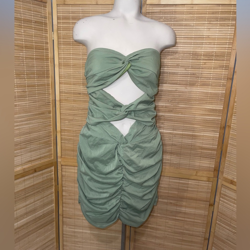 PrettyLittleThing green bandeau-style mini dress cut out ruched detail size 10
